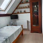 U Dedy Апартаменты Dlazkovice